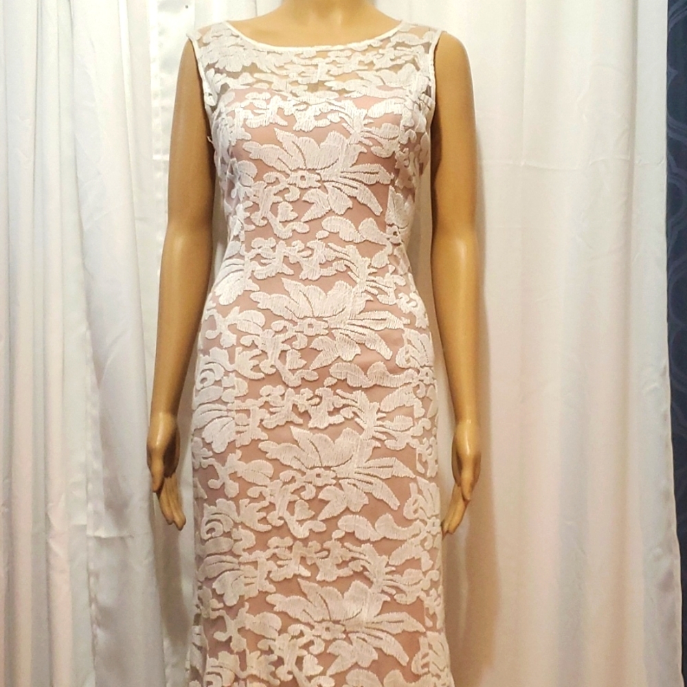 Small wedding,or  mother of the 👰 💒 or prom